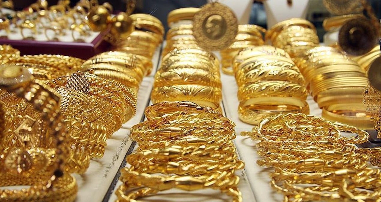altinin-kilogram-fiyati-4-milyon-238-bin-liraya-yukseldi-kzqYzk8B.jpg
